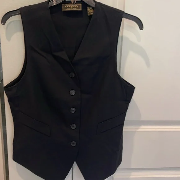 Express Women's Classic Black Button-Up Vest, size large - Picture 4 of 9